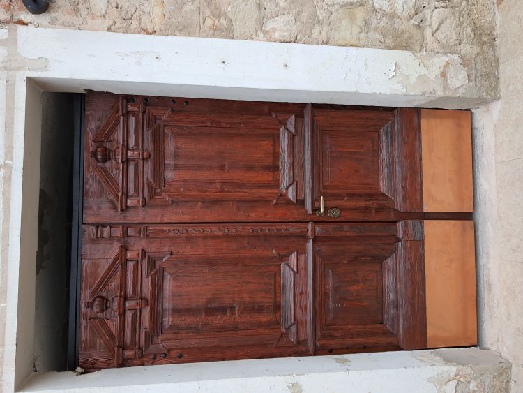 weltnorm-historicna-vrata-pred-obnovo.jpg